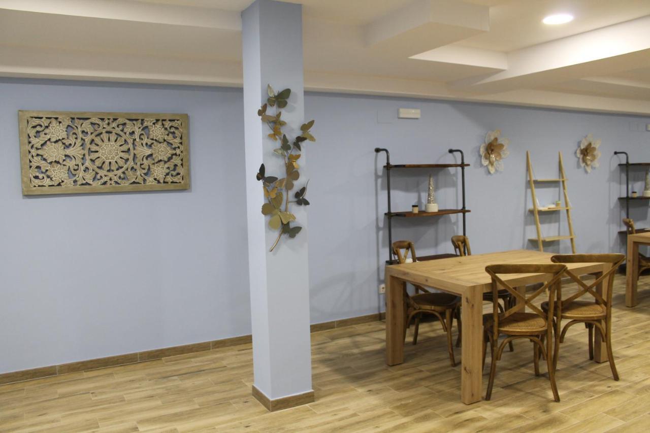 Apartamentos Turisticos Escorraladas Baltanas Exterior photo